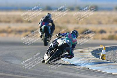 media/Jan-11-2025-CVMA (Sat) [[ddeb3f563a]]/Race 14-500-350 Supersport/